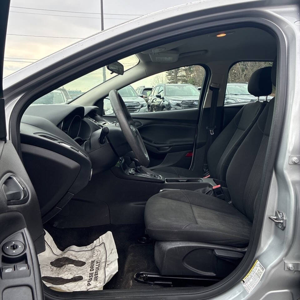Used 2017 Ford Focus S FWD image 17
