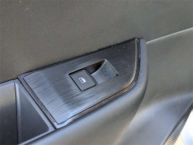 Used 2024 Nissan Rogue S image 24