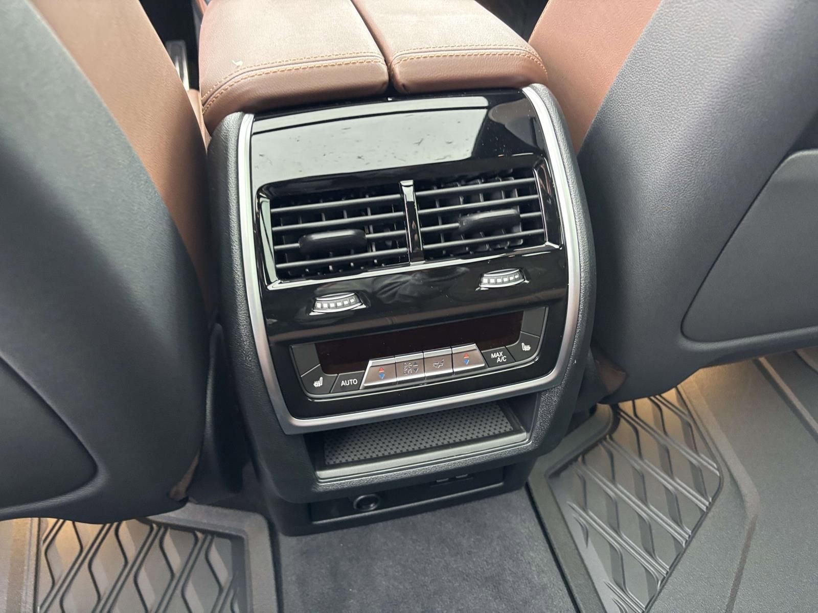 New 2026 BMW X5 xDrive50e AWD/4WD image 34