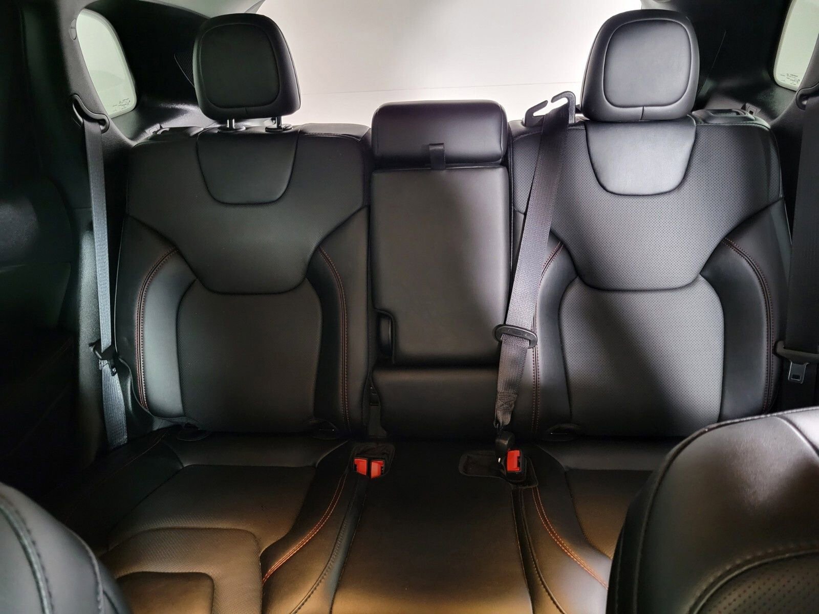 Used 2022 Jeep Cherokee Trailhawk w/ Sound & Nav Group image 23