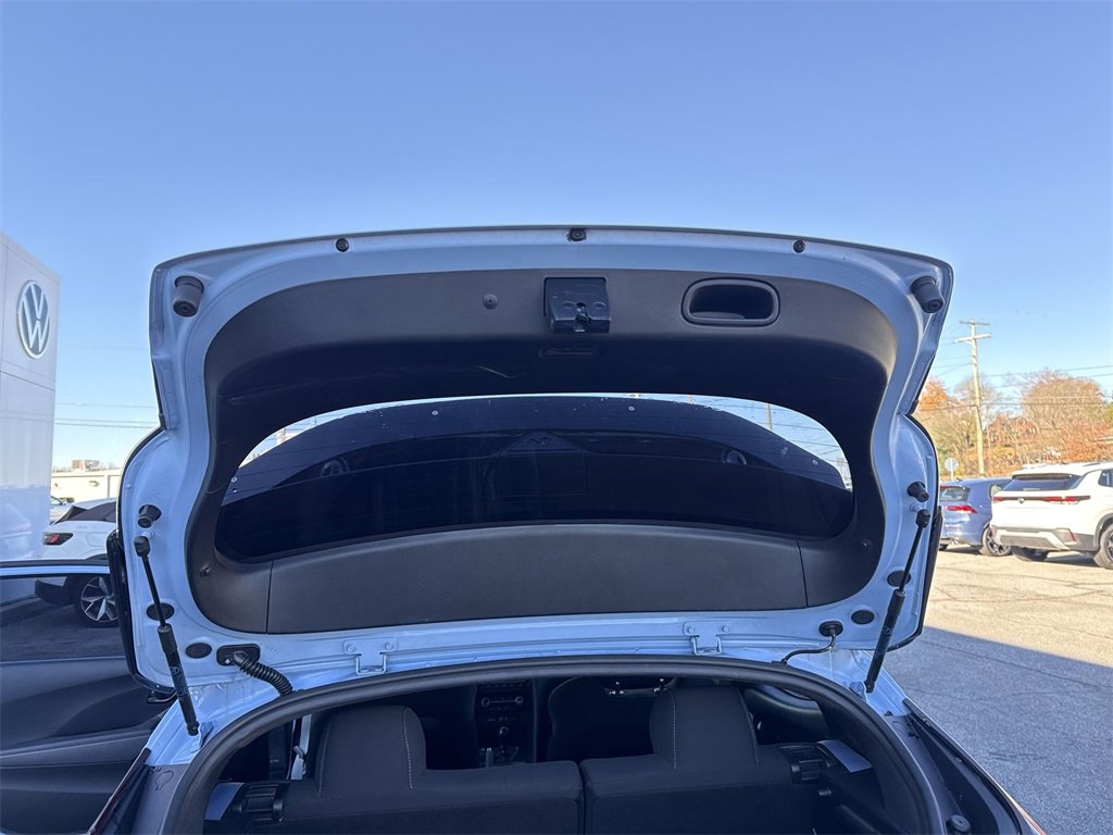 Used 2019 Hyundai Veloster N N image 34