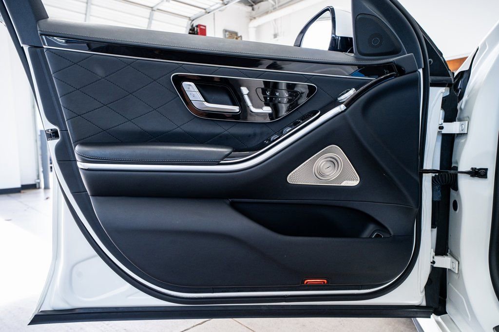 Used 2023 Mercedes-Benz S 580 4MATIC Sedan image 32