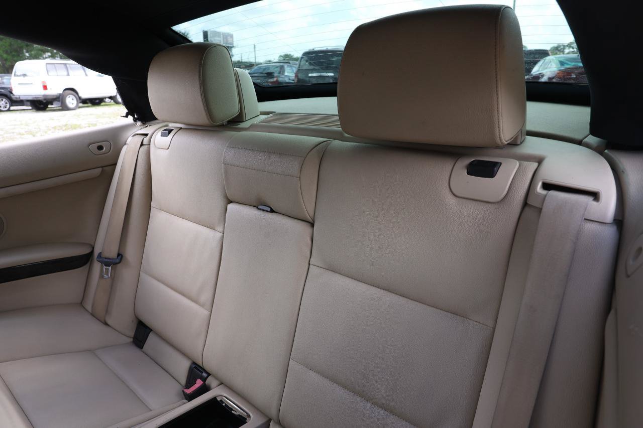 Used 2009 BMW 328i Convertible RWD image 8