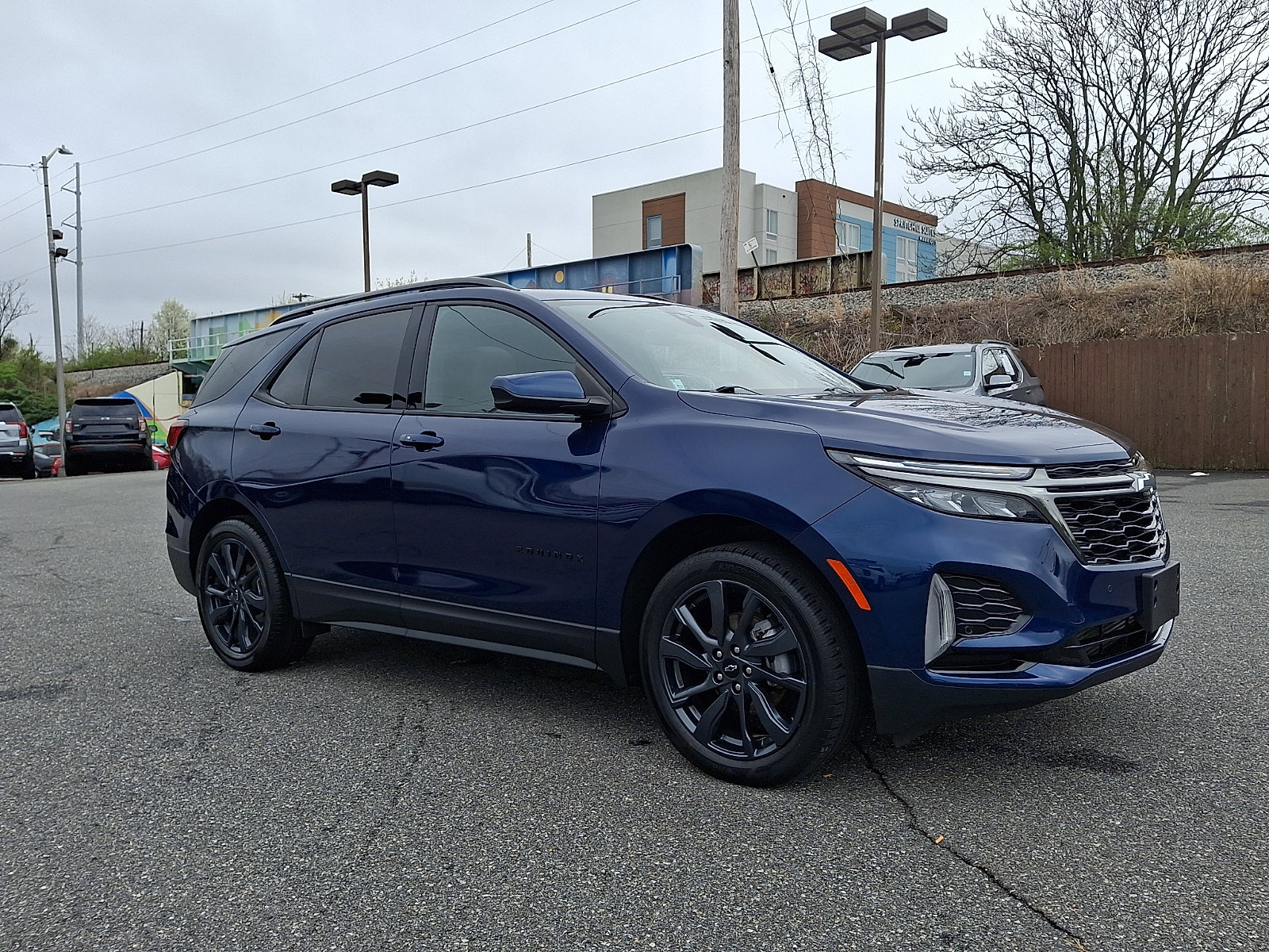 Certified 2023 Chevrolet Equinox RS image 3