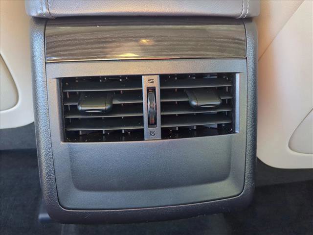 Used 2015 Toyota Avalon XLE Touring image 18