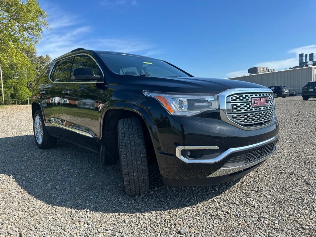 Used 2017 GMC Acadia Denali w/ Technology Package AWD/4WD image 14