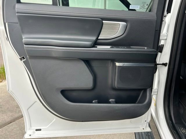 Used 2025 Ford Expedition Max Platinum AWD/4WD image 22