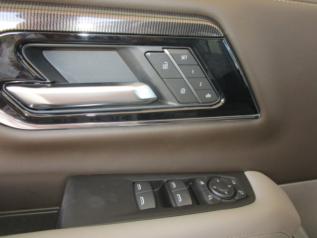 New 2027 GMC Yukon XL Elevation w/ Technology Package RWD image 29