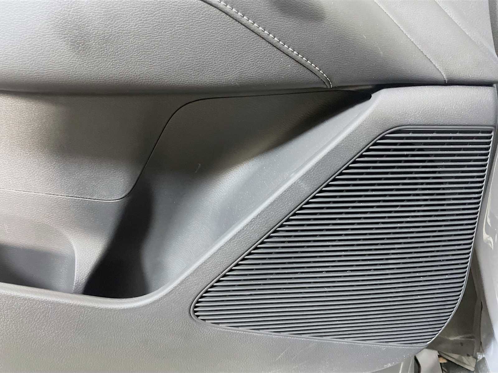 Used 2025 Nissan Murano SL image 17