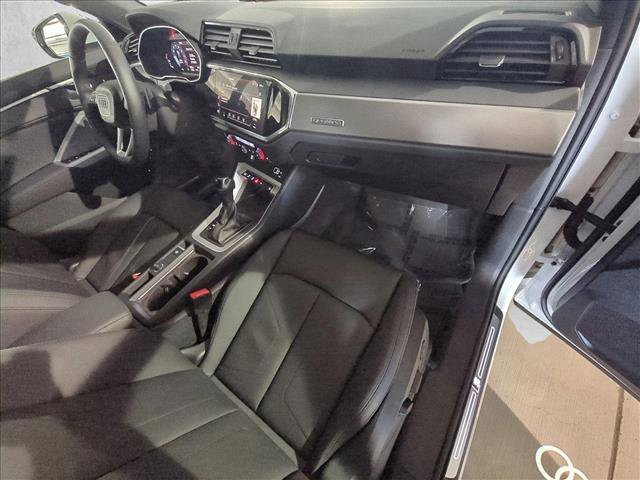 Certified 2025 Audi Q3 2.0T Premium w/ Convenience Package image 27