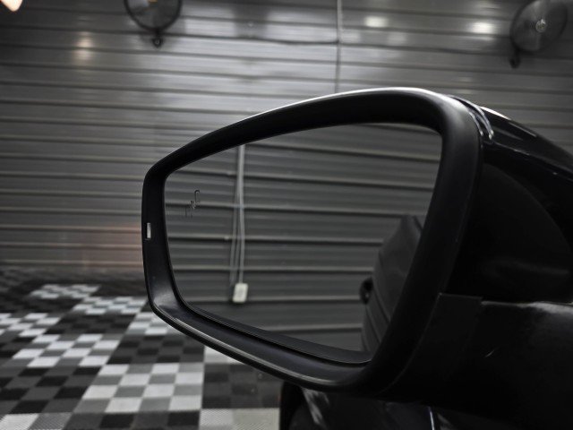 Used 2019 Volkswagen Beetle 2.0T S FWD image 33