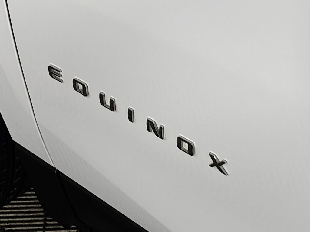 Used 2024 Chevrolet Equinox LT image 23