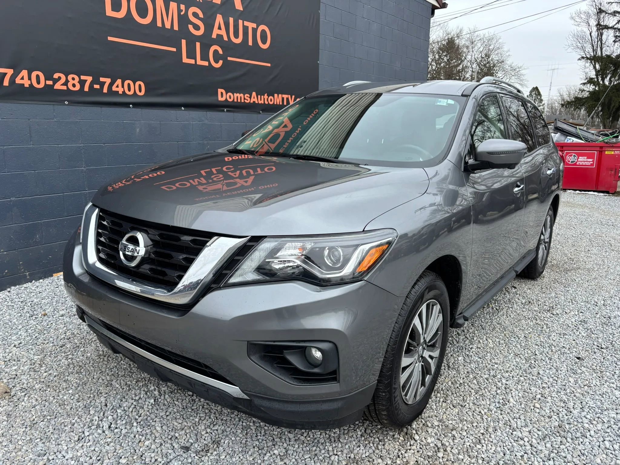 Used 2020 Nissan Pathfinder SL image 11