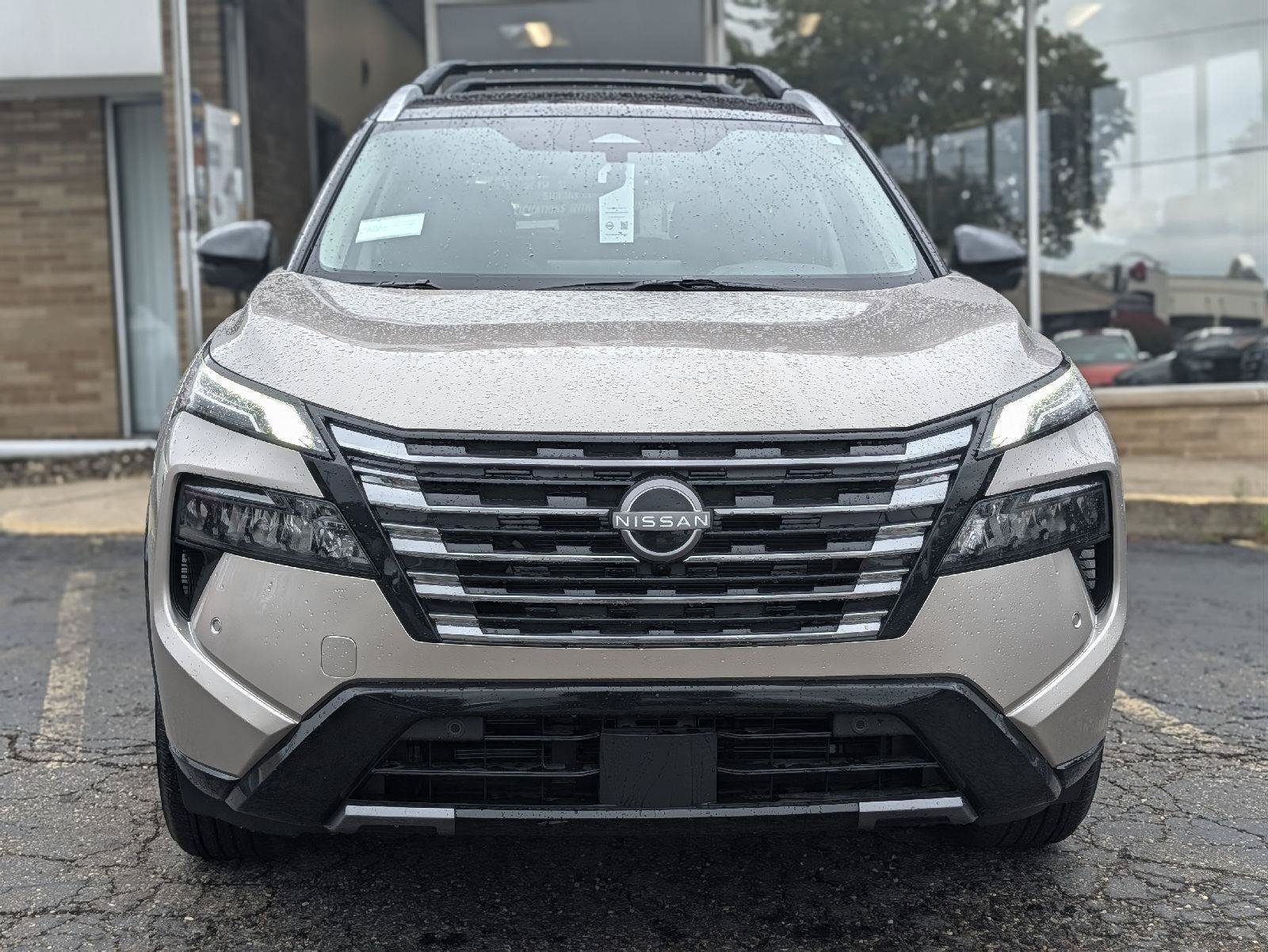 New 2026 Nissan Rogue Platinum AWD/4WD image 4