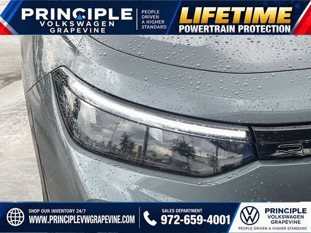 New 2026 Volkswagen Tiguan SE R-Line FWD image 7