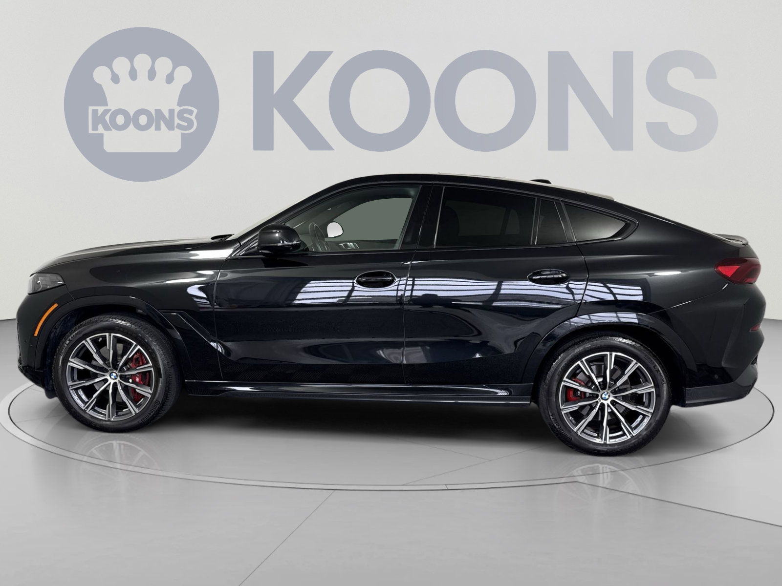 Used 2024 BMW X6 xDrive40i w/ Premium Package AWD/4WD image 2