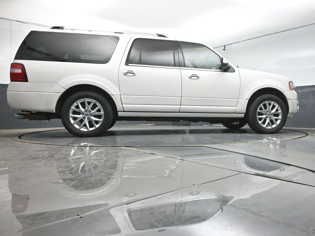 Used 2016 Ford Expedition EL Limited w/ Equipment Group 301A RWD image 39