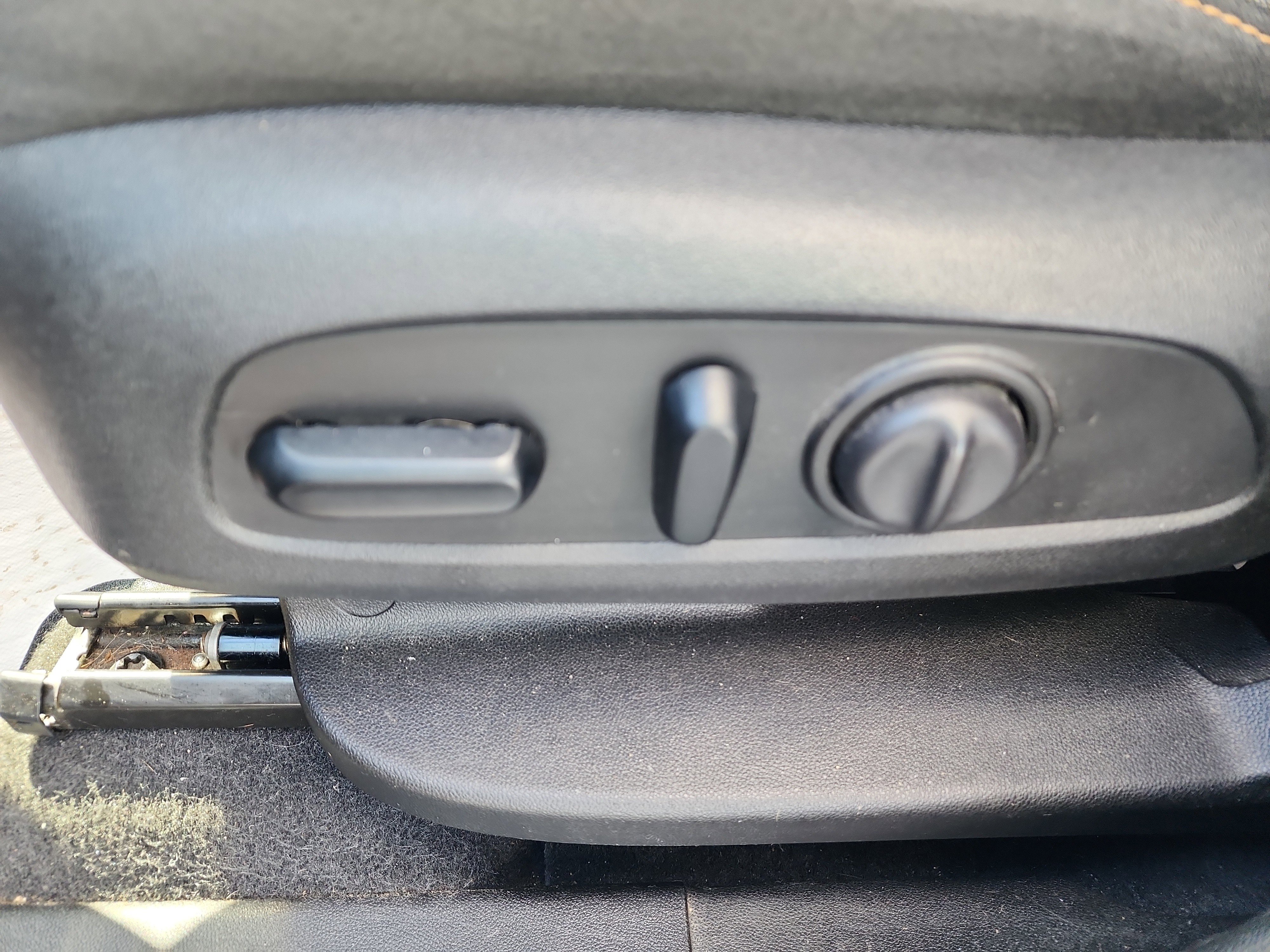 Used 2019 Chevrolet Equinox LT image 12