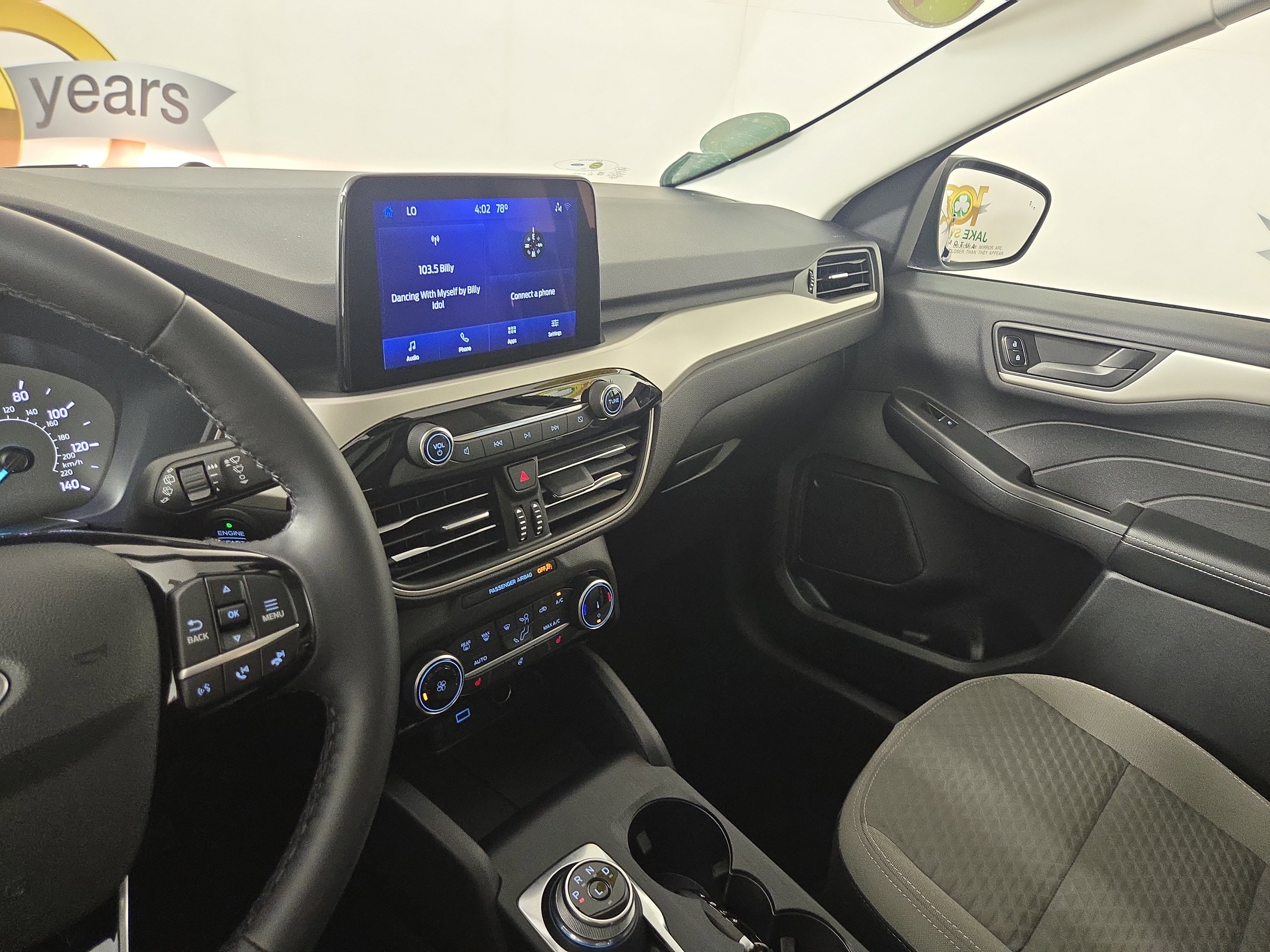 Used 2022 Ford Escape SE w/ Cold Weather Package image 25