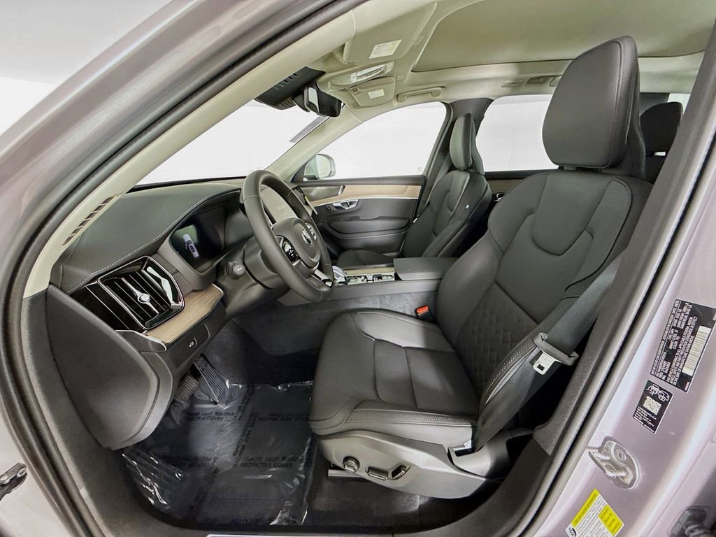New 2026 Volvo XC90 B6 Plus w/ Protection Package image 21