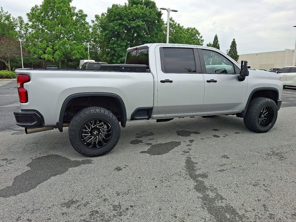 Used 2021 Chevrolet Silverado 2500 Custom w/ Custom Value Package AWD/4WD image 11