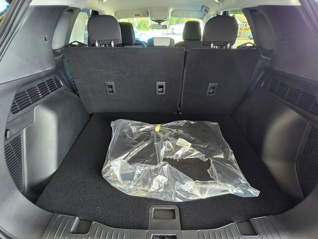 New 2025 Ford Escape Active image 8