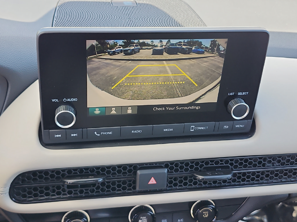 Used 2025 Honda HR-V LX image 27