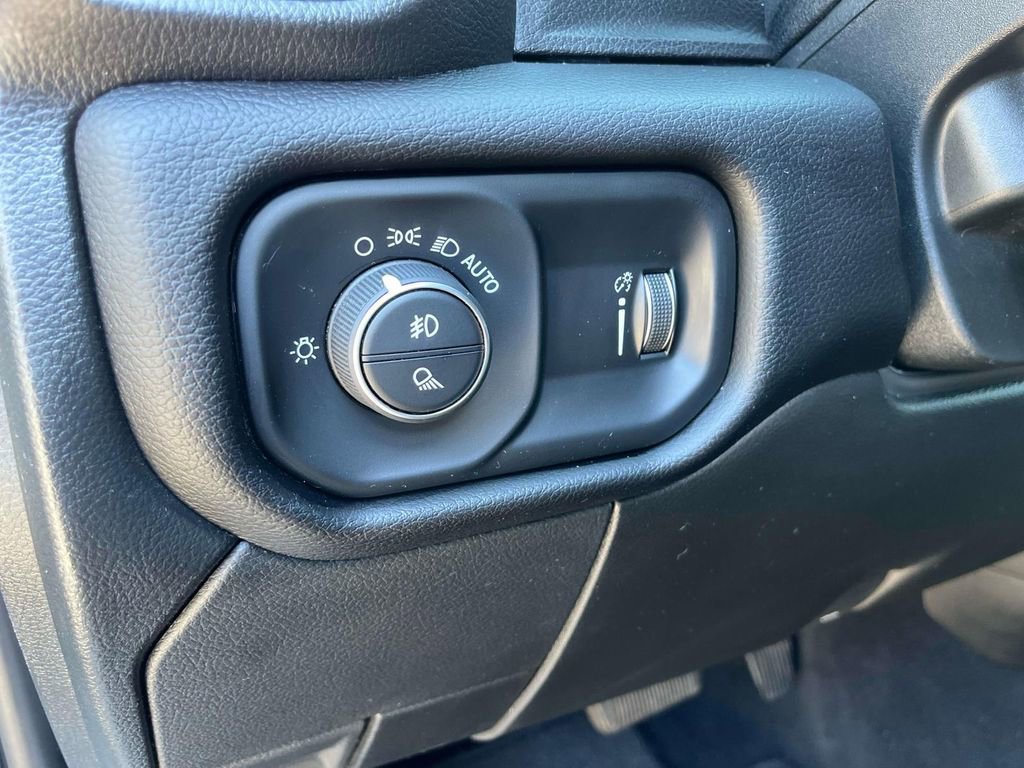 Used 2024 RAM 2500 Big Horn image 29