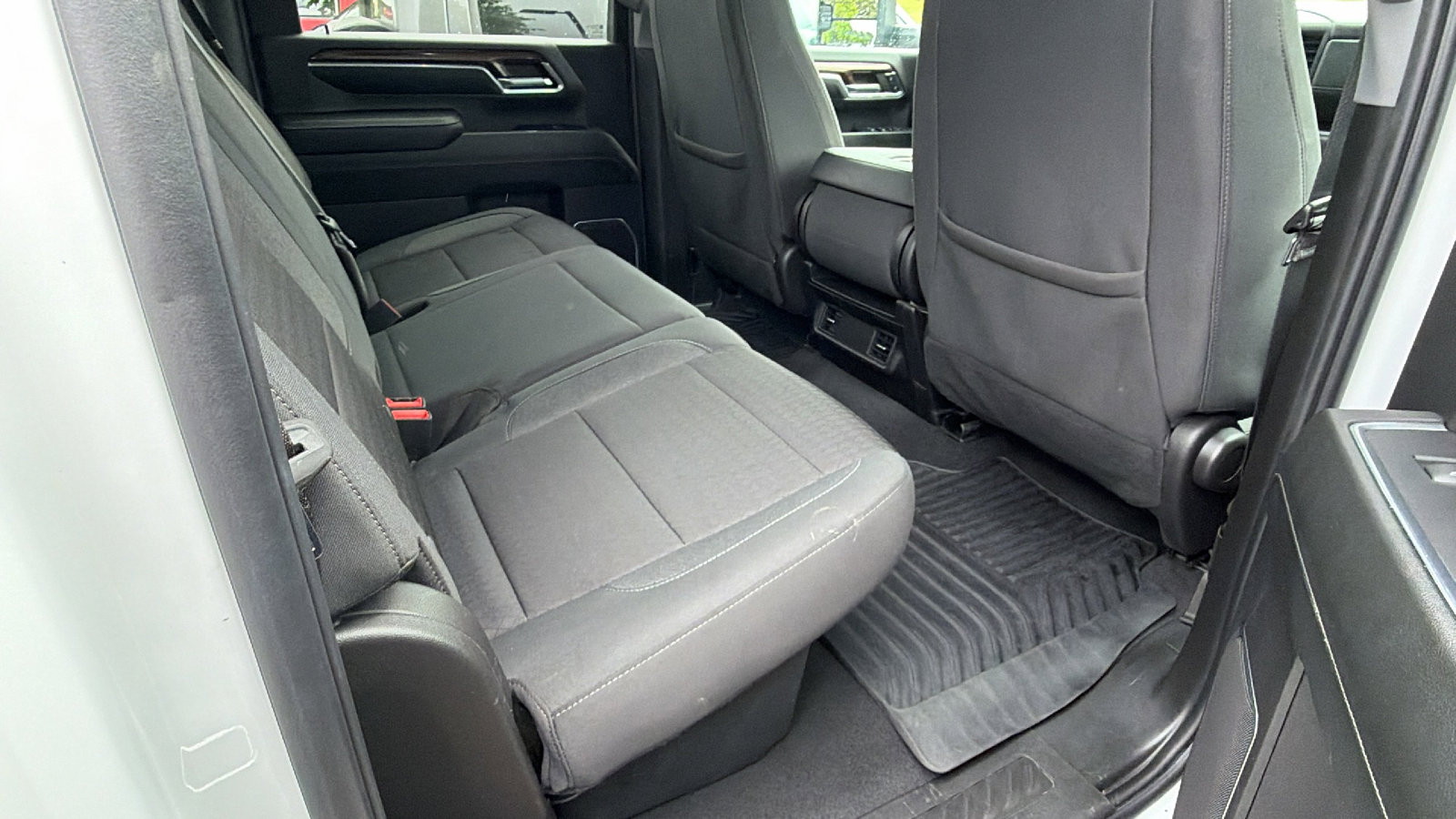 Used 2024 Chevrolet Silverado 2500 LT AWD/4WD image 22