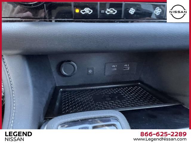 Certified 2023 Nissan Pathfinder SL w/ Black Appearance Package AWD/4WD image 28