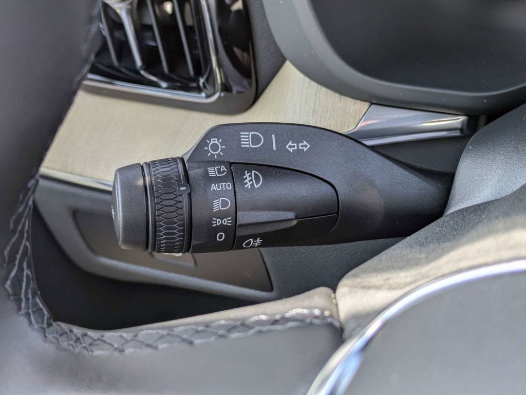 New 2026 Volvo XC60 B5 Core AWD/4WD image 35