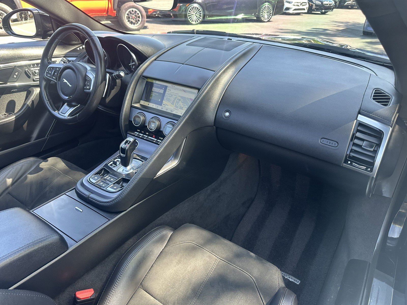 Used 2019 Jaguar F-TYPE Convertible image 19