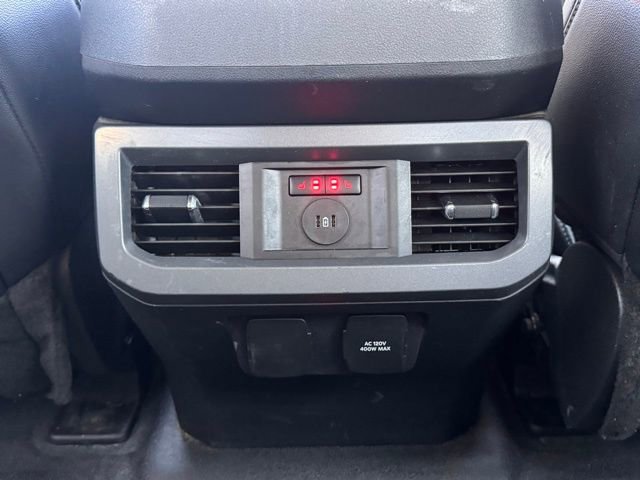 Used 2024 Ford F350 Lariat image 25