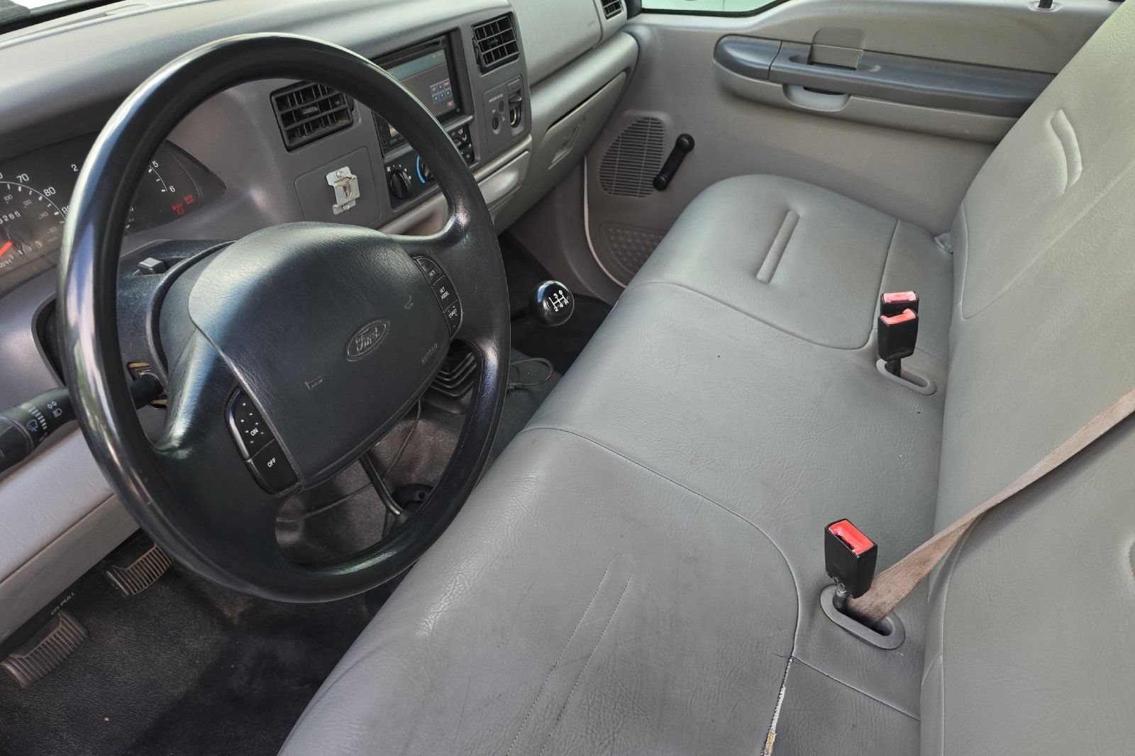 Used 2001 Ford F250 XL AWD/4WD image 10