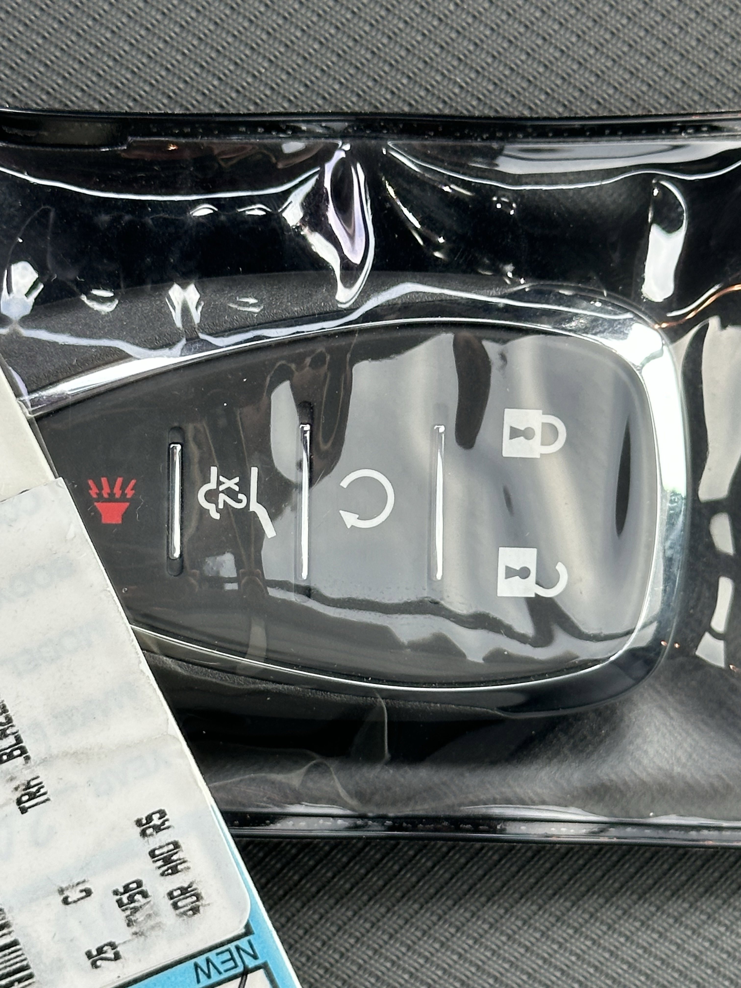 New 2025 Chevrolet TrailBlazer RS w/ Convenience Package image 41