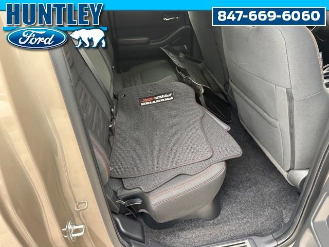 Used 2023 Nissan Frontier PRO-4X w/ Technology Package image 12