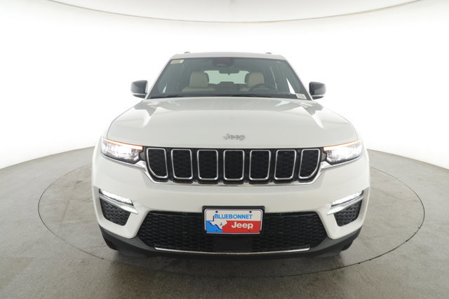 New 2025 Jeep Grand Cherokee Limited AWD/4WD image 2