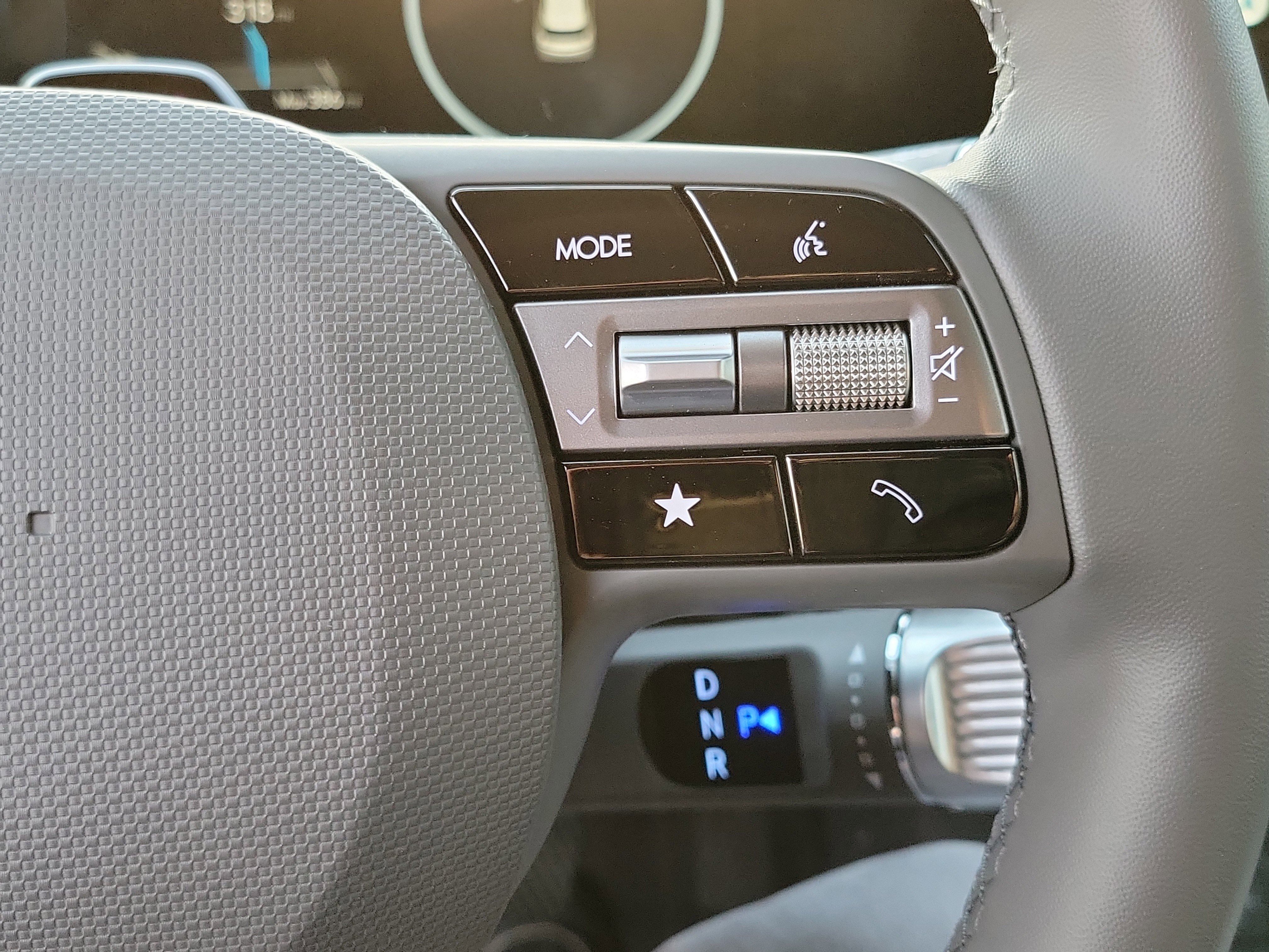 Certified 2025 Hyundai Ioniq 5 SEL image 10