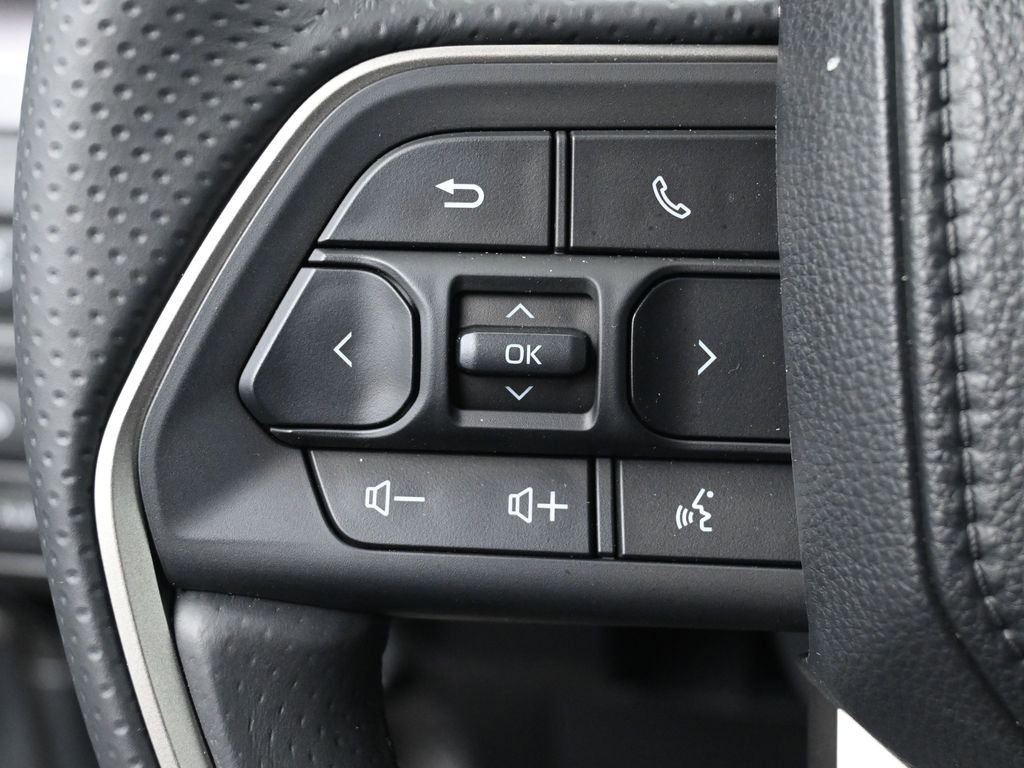 Certified 2025 Toyota 4Runner TRD Off-Road Premium image 20