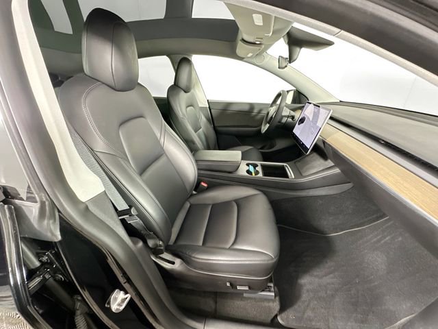 Used 2022 Tesla Model Y Performance image 25
