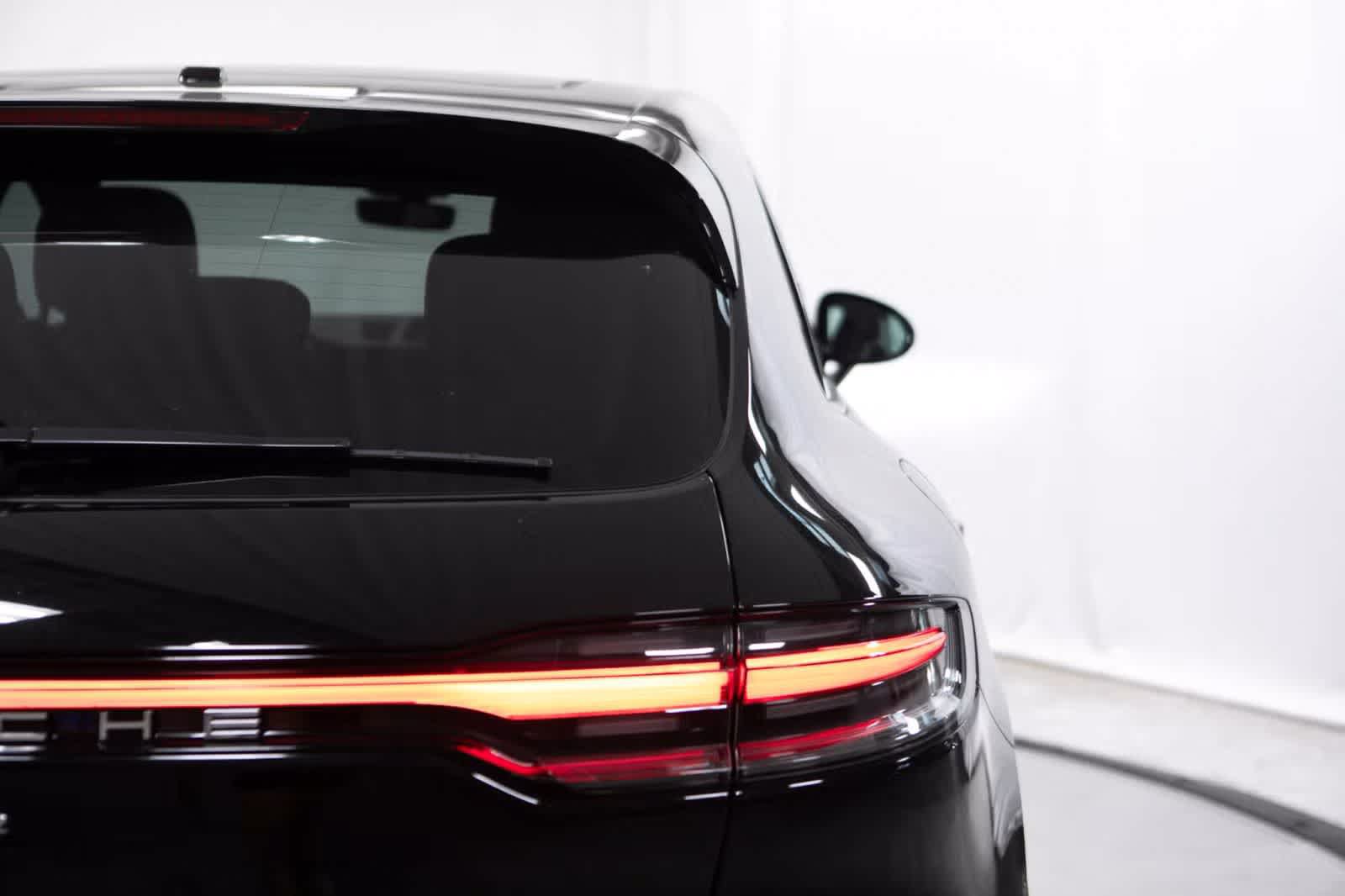 Certified 2026 Porsche Macan AWD/4WD image 21