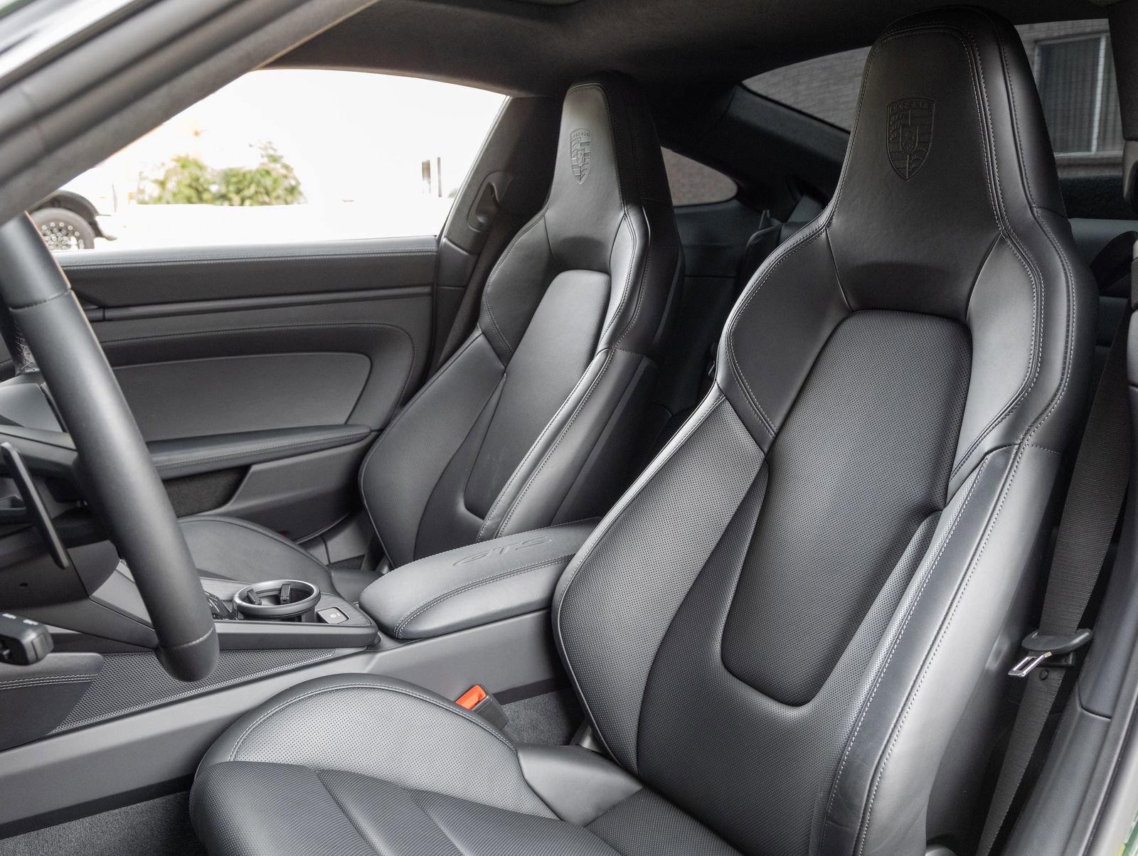 Certified 2026 Porsche 911 Carrera GTS RWD image 5