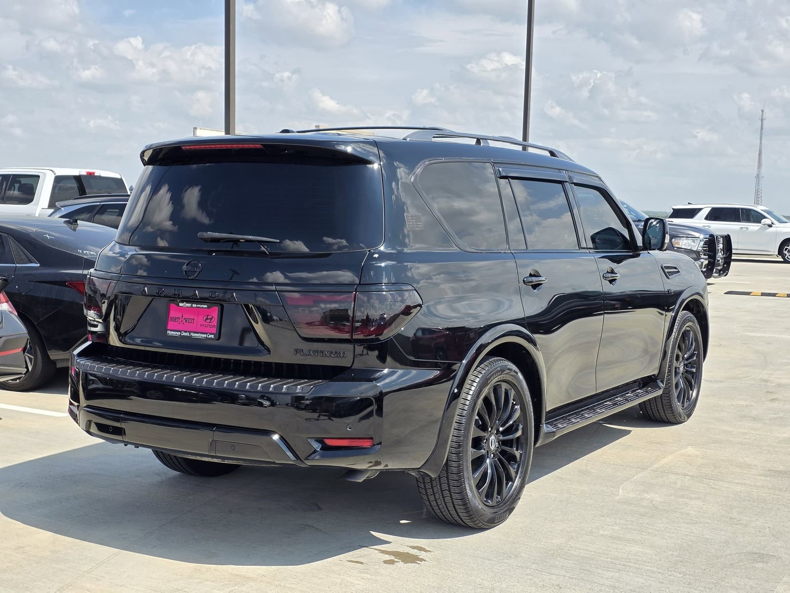 Used 2021 Nissan Armada Platinum w/ Captain's Chairs Package image 5