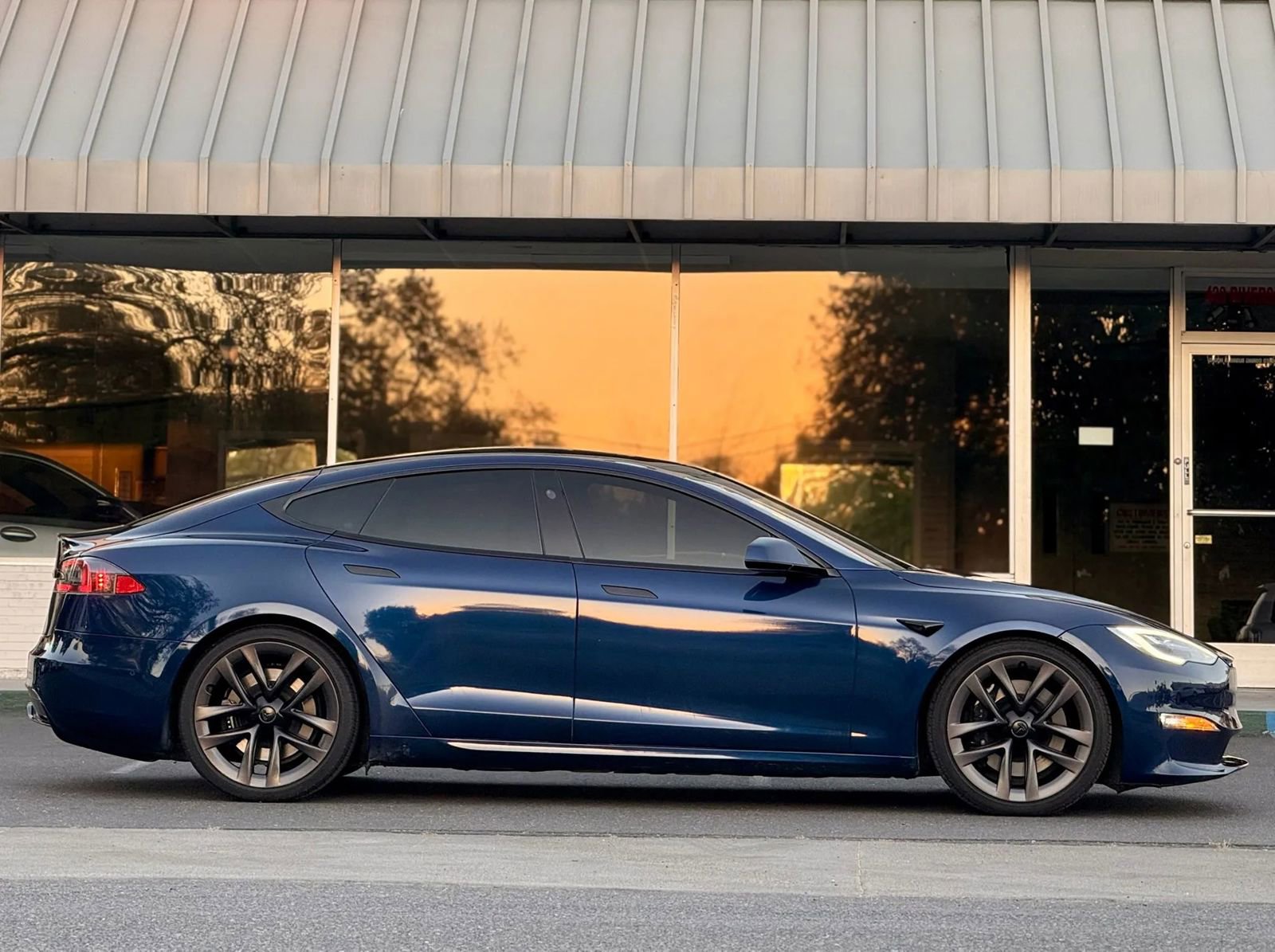 Used 2021 Tesla Model S Long Range image 5