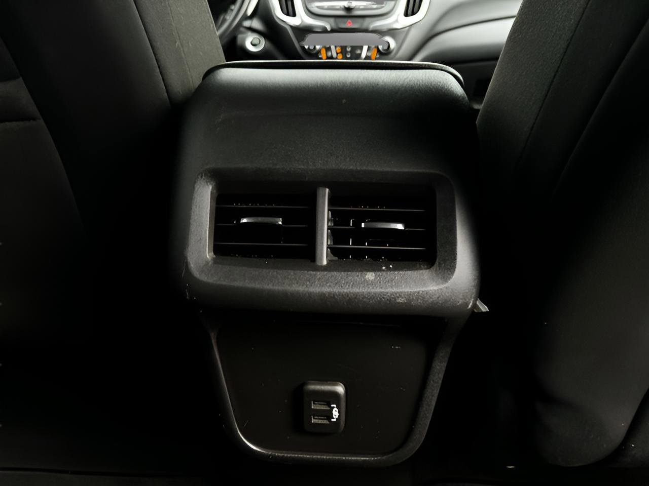 Used 2021 Chevrolet Equinox LT image 28