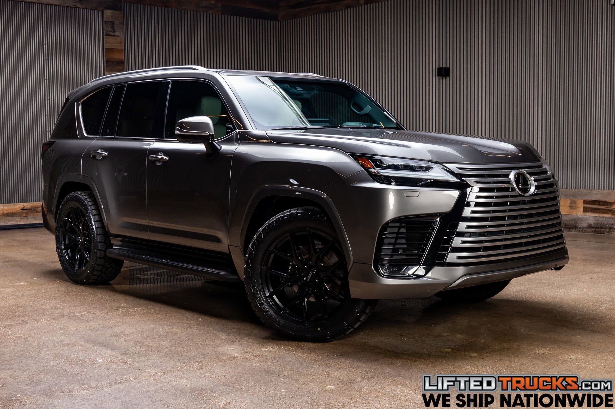 Used 2024 Lexus LX 600 4WD w/ Luxury Package image 1