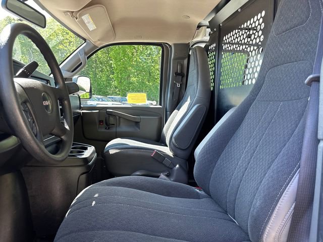 Used 2023 GMC Savana 2500 w/ Driver Convenience Package RWD image 27