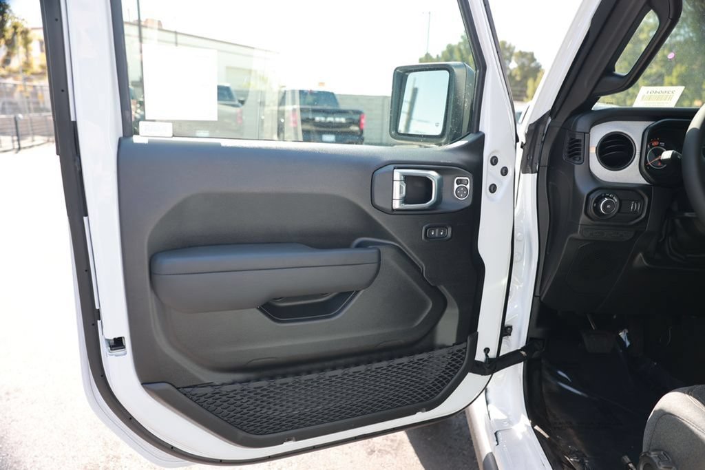 New 2026 Jeep Wrangler Unlimited Sport AWD/4WD image 14