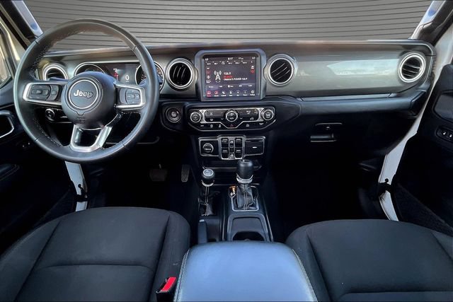 Used 2023 Jeep Gladiator Overland AWD/4WD image 8
