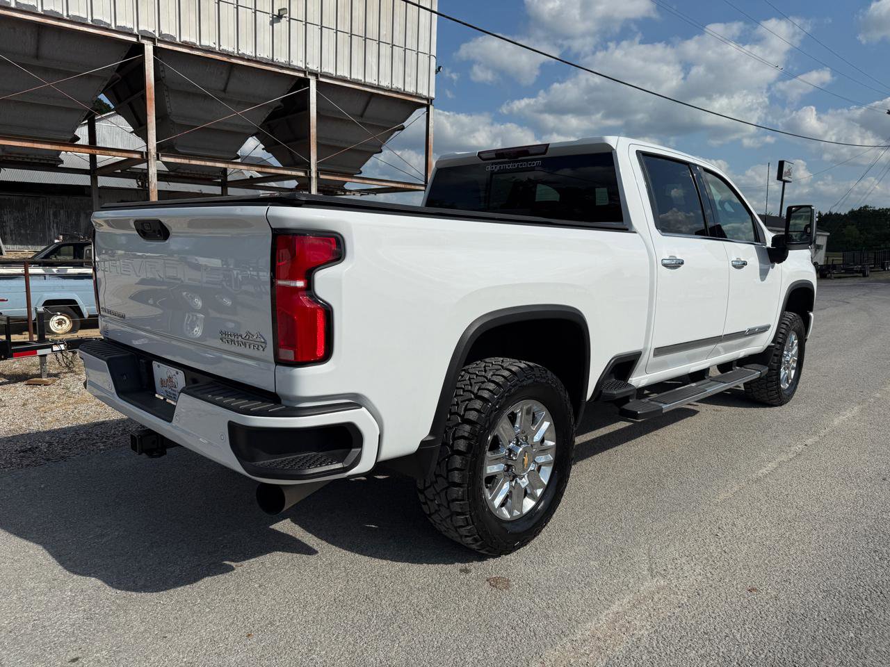 Used 2024 Chevrolet Silverado 2500 High Country w/ Technology Package image 7